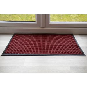 throw-down-heavy-duty-matting-hard-wearing-colour-red-standard-sizing-115-cm-x-175cm