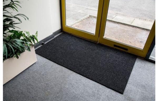 Spring Cleaning: The best way to clean your entrance mats